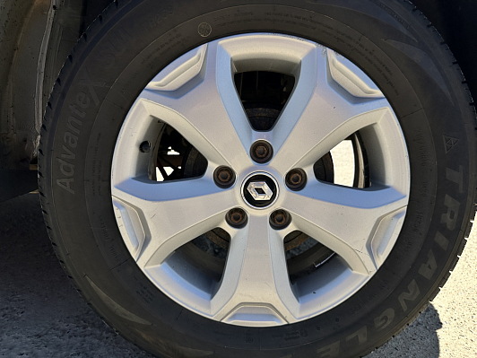 Renault Duster Drive, 2021 года, пробег 124300 км