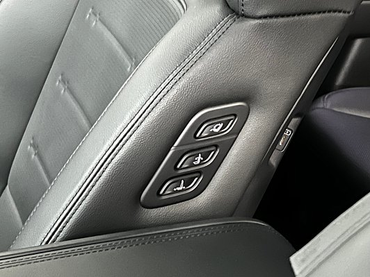 Hyundai Santa Fe, 2024 года, пробег 10800 км