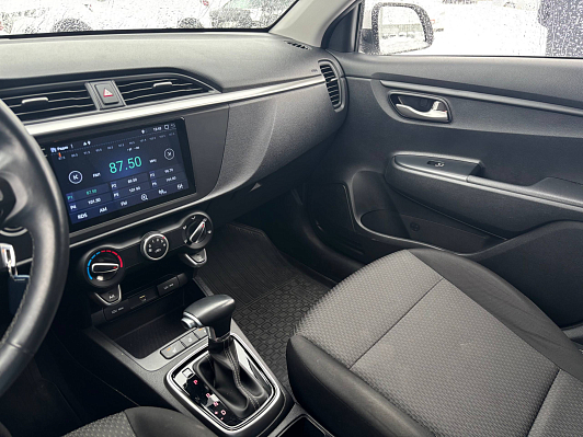 Kia Rio Style, 2021 года, пробег 51323 км