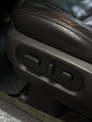 Ford Explorer, 2013 года, пробег 188000 км