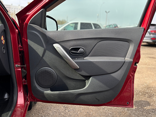 Renault Sandero Confort, 2014 года, пробег 219536 км