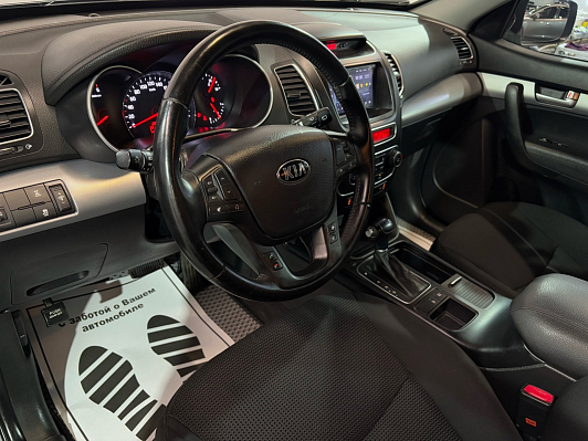 Kia Sorento New Comfort (2015), 2013 года, пробег 131000 км
