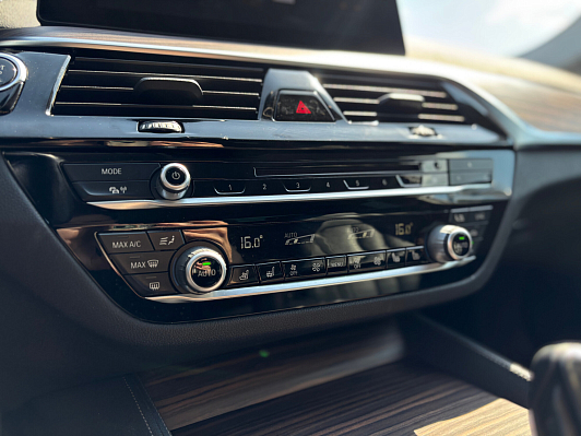 BMW 5 серии, 2019 года, пробег 148957 км