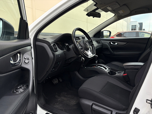 Nissan Qashqai LE, 2021 года, пробег 38250 км