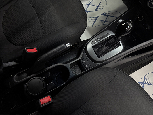 Kia Rio Luxe, 2015 года, пробег 84931 км