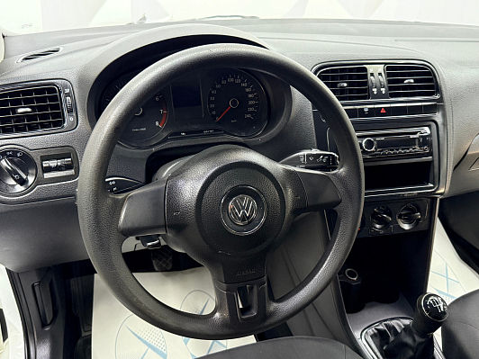 Volkswagen Polo Trendline, 2014 года, пробег 121625 км