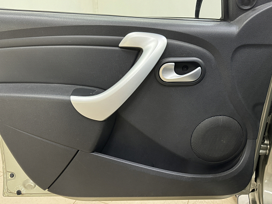 Renault Sandero, 2012 года, пробег 175918 км