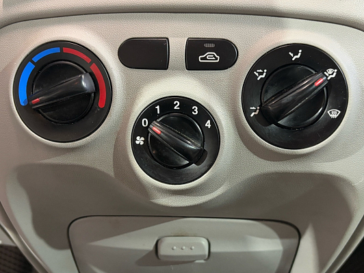 Hyundai Verna GL airbag-passenger BY001104E, 2008 года, пробег 176510 км