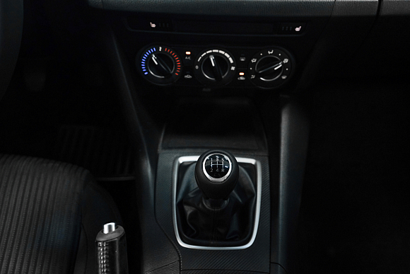 Mazda 3, 2014 года, пробег 176000 км