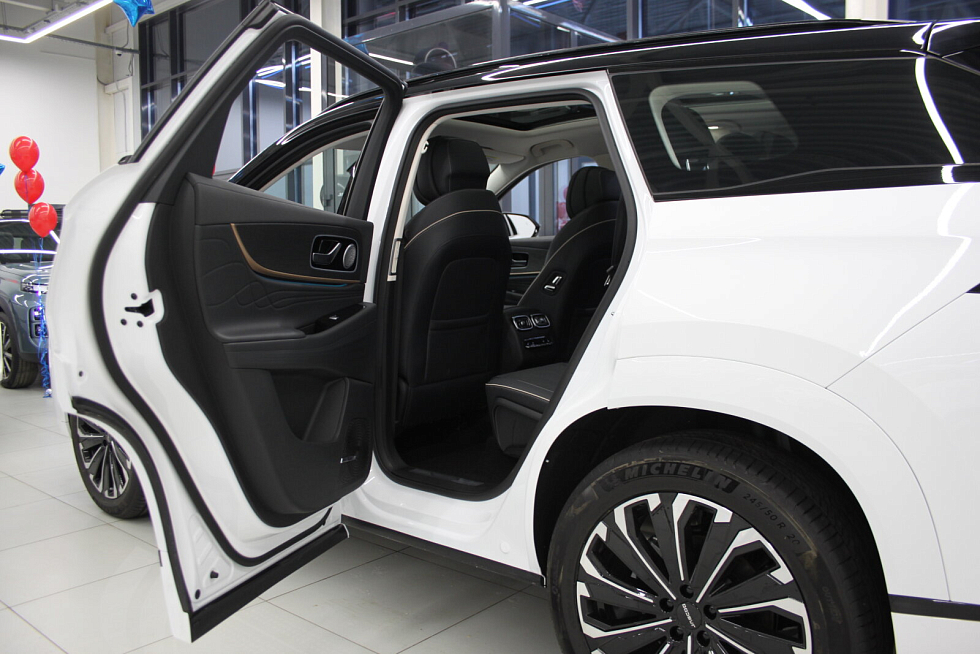 Jaecoo J8 Престиж, черный