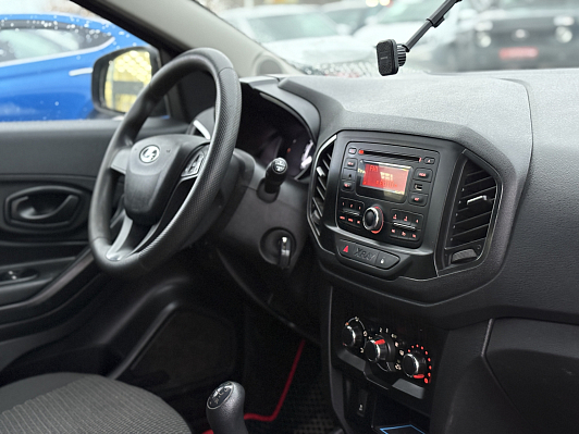 Lada (ВАЗ) XRAY Comfort, 2017 года, пробег 97801 км