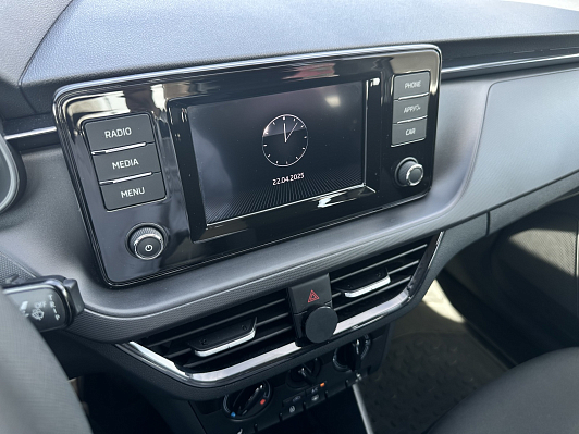 Skoda Rapid Ambition, 2020 года, пробег 30000 км