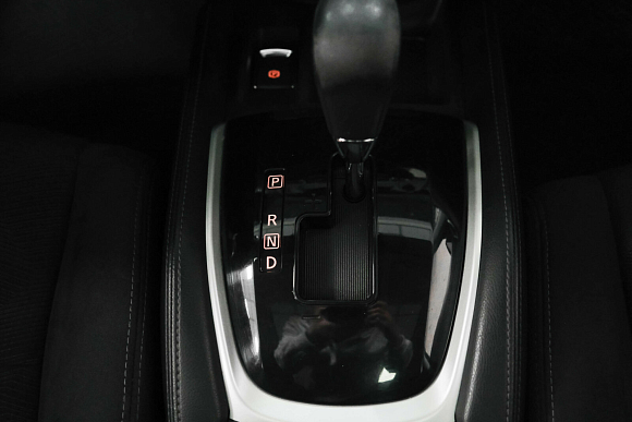 Nissan X-Trail SE+, 2015 года, пробег 174525 км