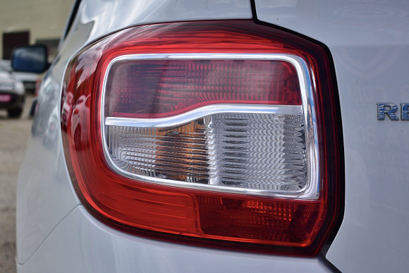 Renault Logan Access, 2019 года, пробег 78500 км