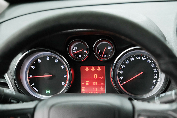 Opel Mokka Cosmo, 2014 года, пробег 174201 км