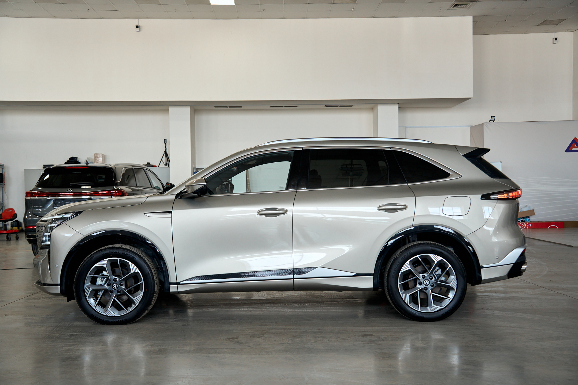 Changan CS75 Plus Люкс, белый