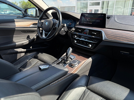 BMW 5 серии, 2019 года, пробег 148957 км