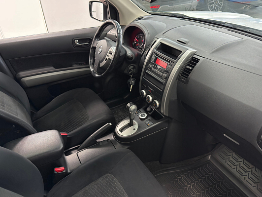 Nissan X-Trail SE High, 2012 года, пробег 208000 км