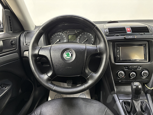 Skoda Octavia Ambiente, 2006 года, пробег 374117 км