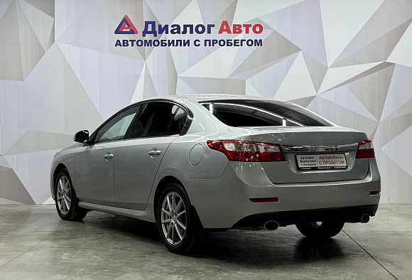 Renault Latitude Privilege, 2012 года, пробег 217598 км