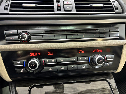 BMW 5 серии, 2011 года, пробег 259997 км