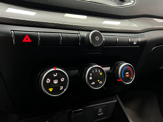 Lada (ВАЗ) Vesta Comfort Plus + P1.1 (Предсерийная), 2023 года, пробег 105000 км