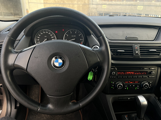 BMW X1, 2012 года, пробег 230000 км