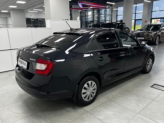 Skoda Rapid Hockey Edition Active, 2018 года, пробег 236000 км