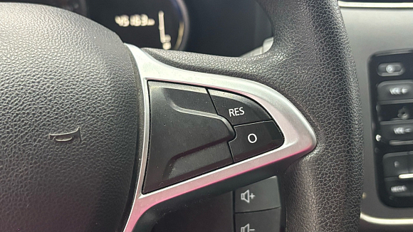 Renault Sandero Stepway Life, 2020 года, пробег 45000 км