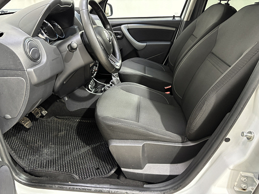 Renault Duster Life, 2020 года, пробег 83680 км