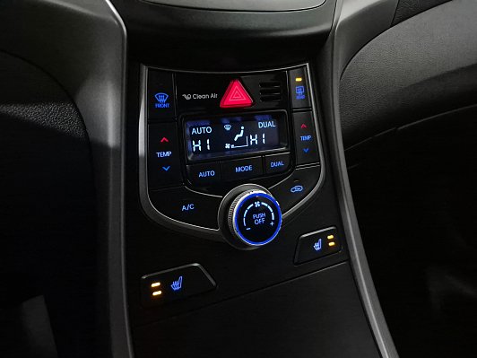 Hyundai Elantra Active, 2015 года, пробег 179423 км