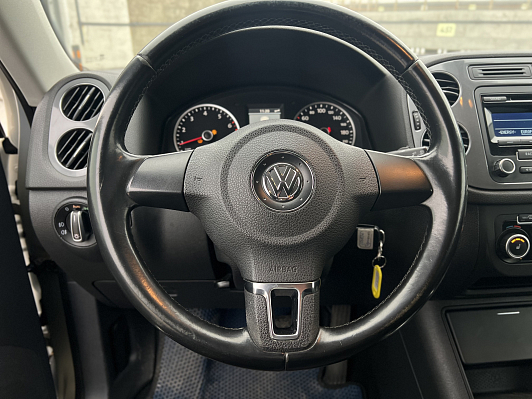 Volkswagen Tiguan Avenue, 2011 года, пробег 210000 км