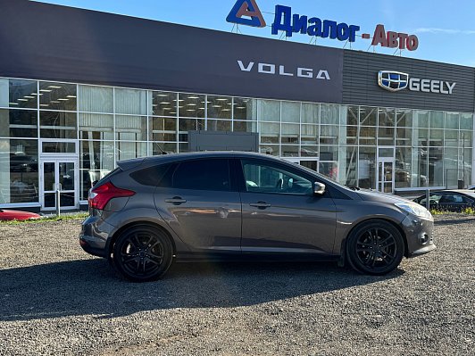 Ford Focus SYNC Edition, 2014 года, пробег 248000 км