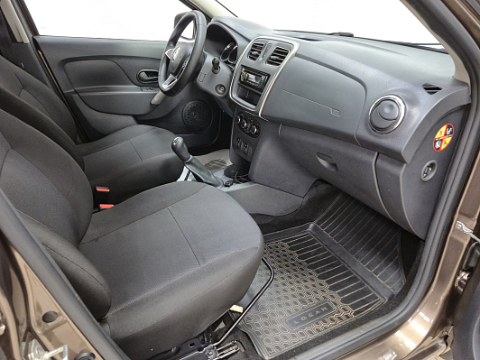 Renault Logan Life, 2019 года, пробег 106424 км