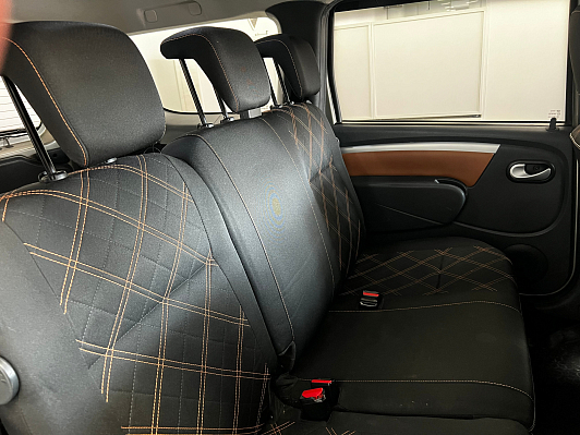 Lada (ВАЗ) Largus Luxe (5 мест), 2018 года, пробег 185005 км
