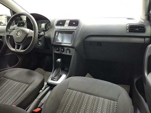 Volkswagen Polo Comfortline, 2019 года, пробег 91424 км