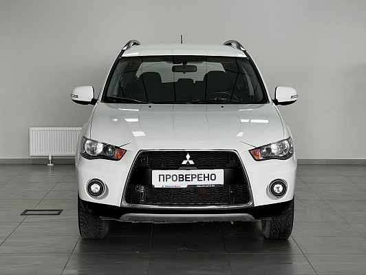 Mitsubishi Outlander Instyle, 2011 года, пробег 256000 км