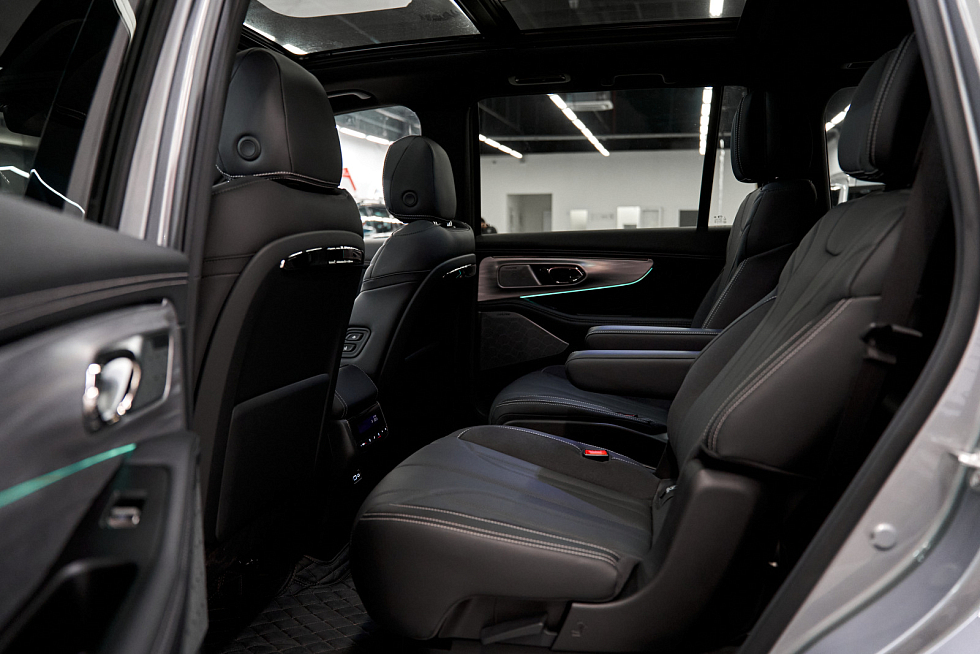 GAC GS8 GX Premium, серебряный