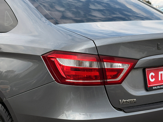 Lada (ВАЗ) Vesta Comfort, 2018 года, пробег 95000 км