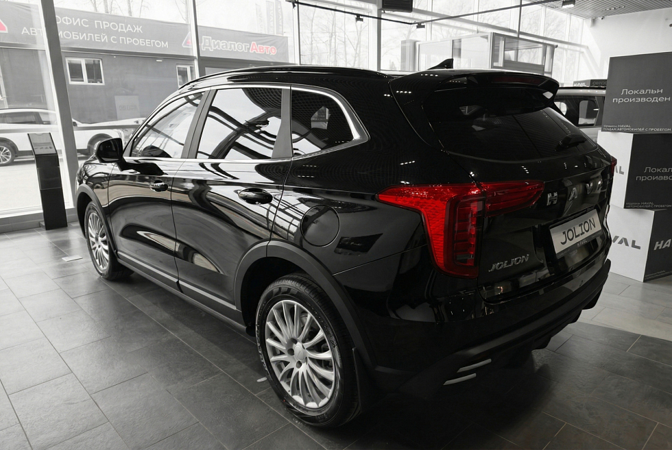 Haval Jolion Премиум, черный