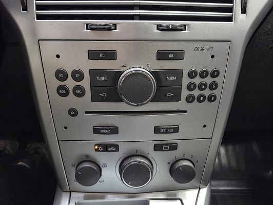 Opel Astra Enjoy, 2014 года, пробег 185862 км