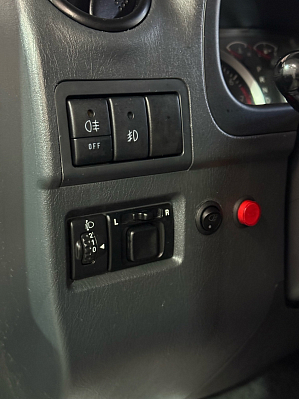 Suzuki Jimny JLX, 2011 года, пробег 156000 км