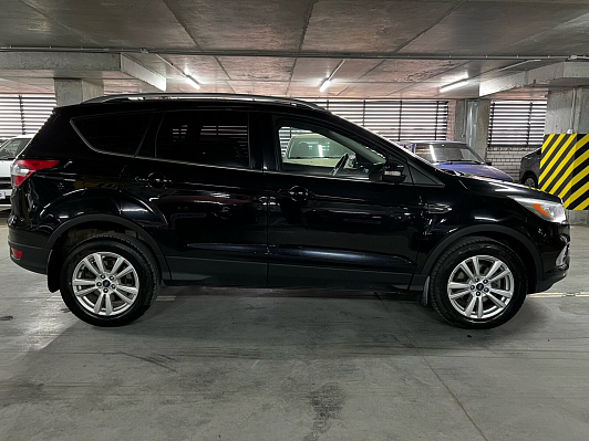 Ford Kuga, 2018 года, пробег 140000 км