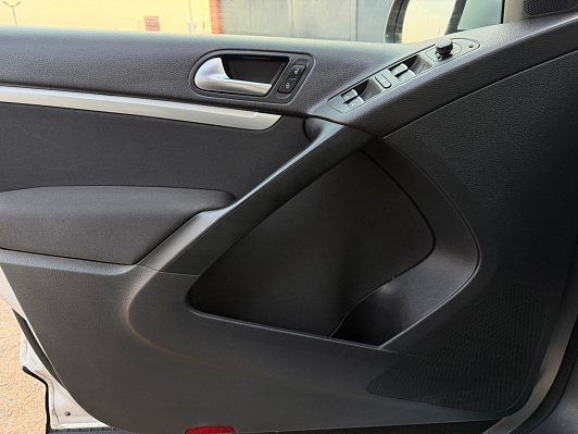 Volkswagen Tiguan Cup, 2015 года, пробег 194000 км