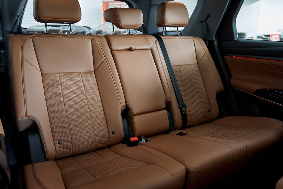 Changan CS95 Комфорт, черный