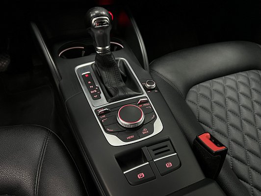 Audi A3 Ambiente, 2015 года, пробег 279296 км