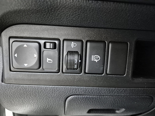 Nissan Note Luxury, 2012 года, пробег 101048 км