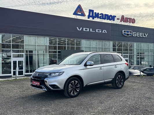 Mitsubishi Outlander Intense+, 2021 года, пробег 151139 км