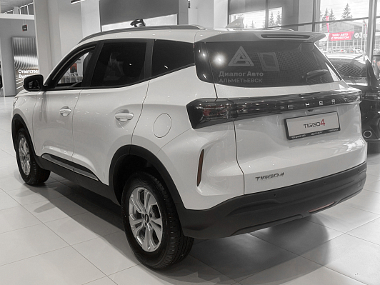 Chery Tiggo 4 MT Line, белый