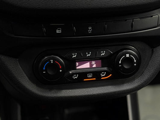 Lada (ВАЗ) Vesta 50 Anniversary, 2016 года, пробег 157227 км